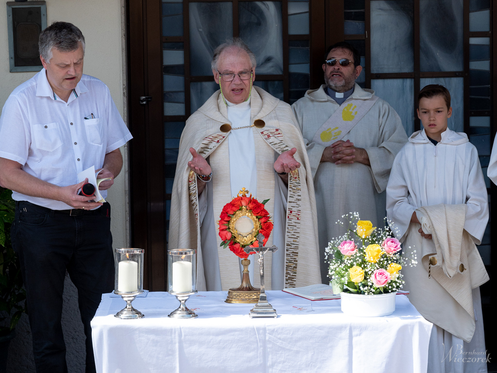 � Bernhard Wieczorek