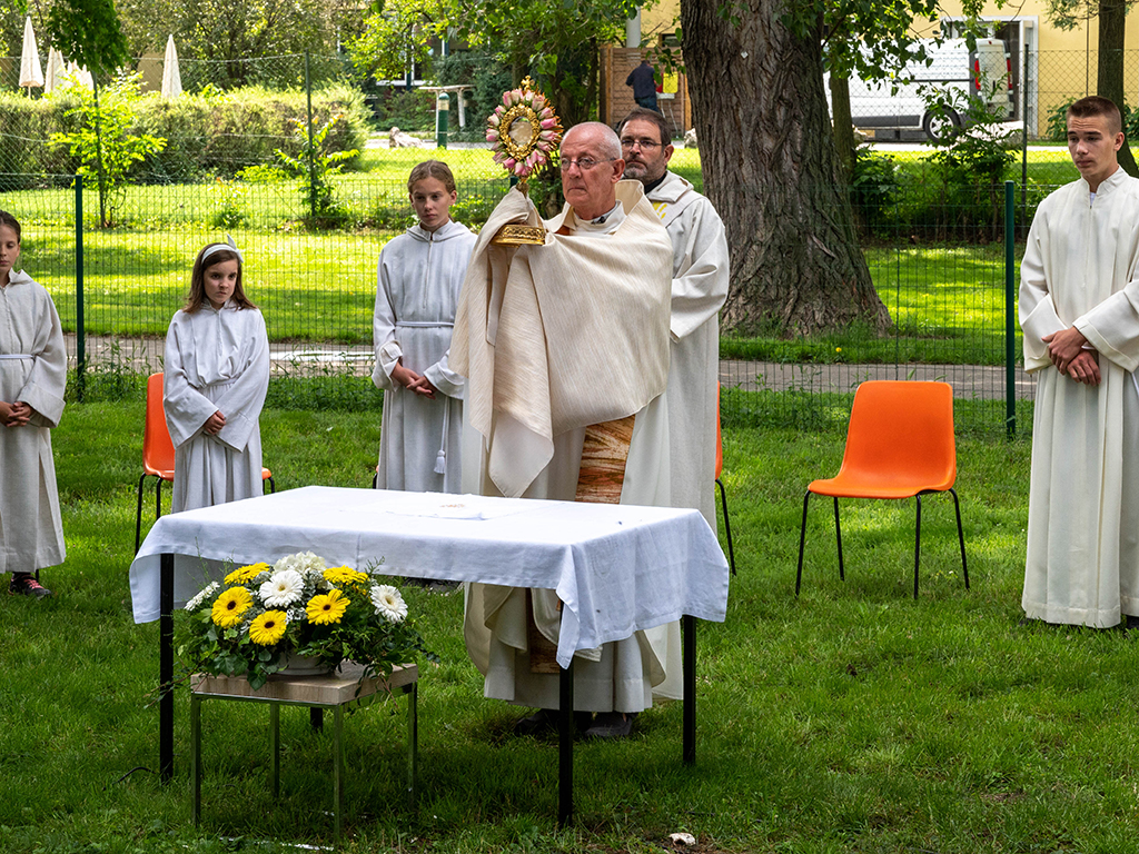 � Bernhard Wieczorek