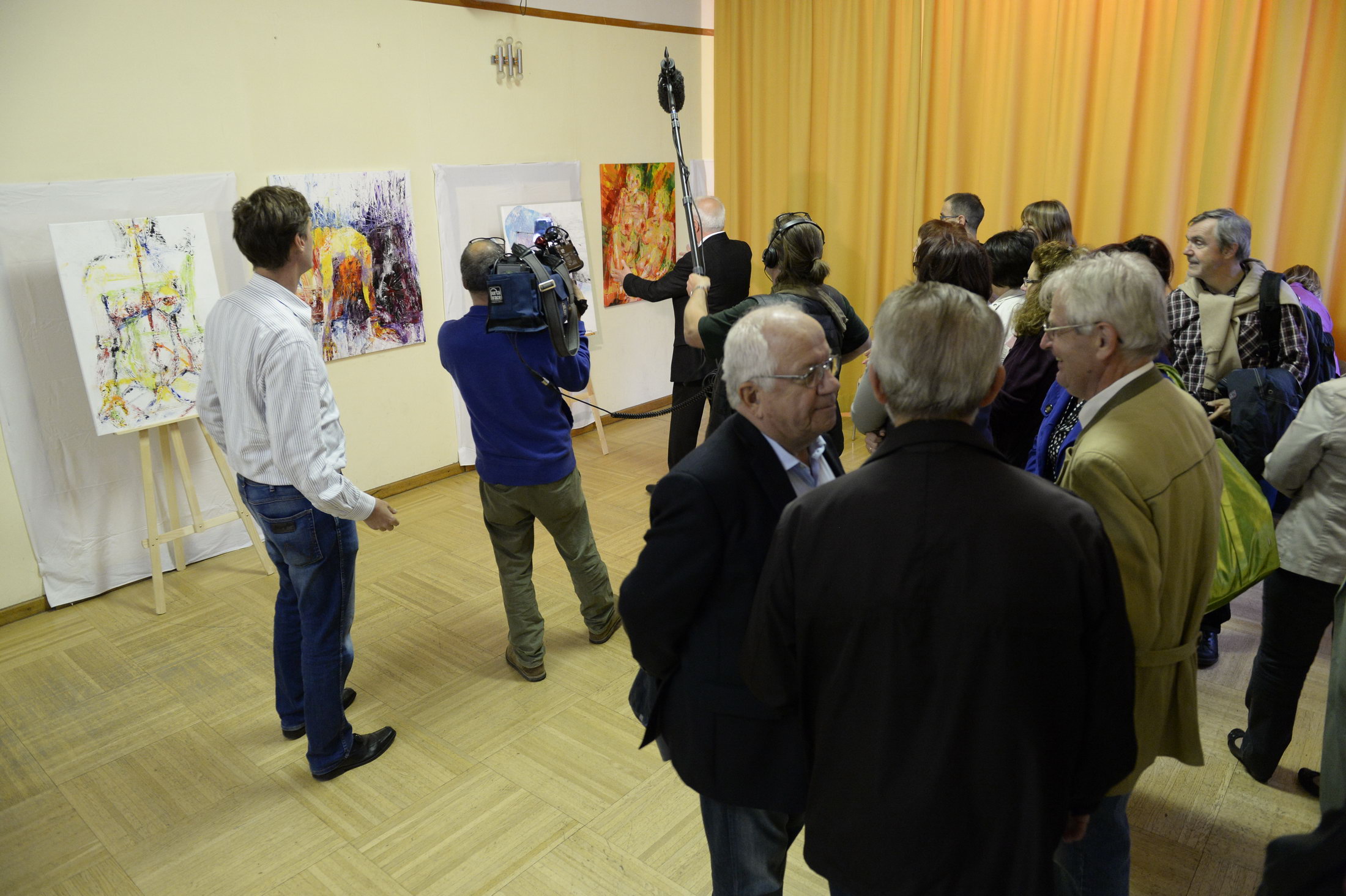 � Helmut Klauninger