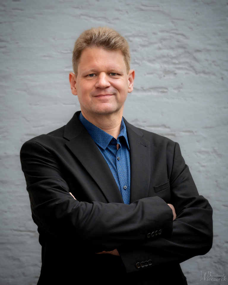 � Bernhard Wieczorek